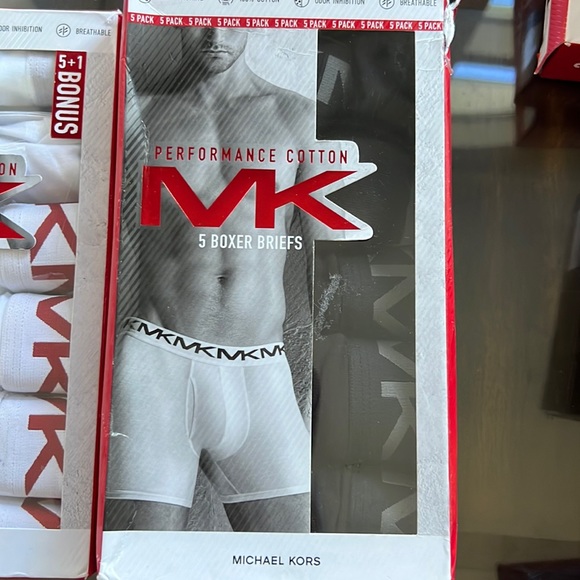 Bundle (2) Of Michael Kors Low Rise Brief And Boxer Briefs. - Picture 4 of 15